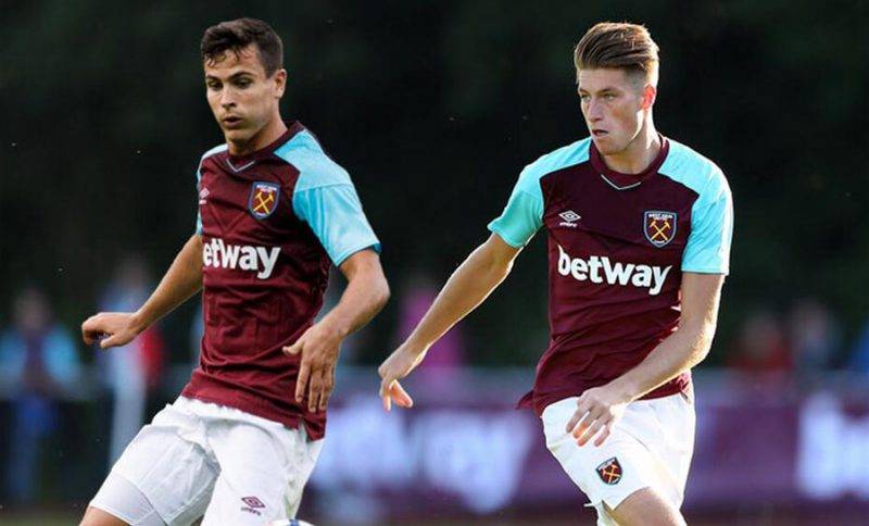 防守球员在 防守球员在